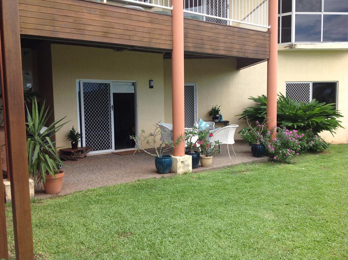 Hideaway On Hillview Apartment Cairns Exterior photo